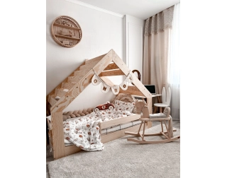 Łóżko domek dla dziecka z niską konstrukcją i stelażem MOON G Montessori Drewniane