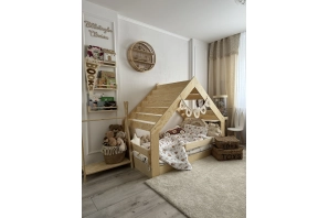 Łóżko domek dla dziecka z niską konstrukcją i stelażem MOON G Montessori Drewniane