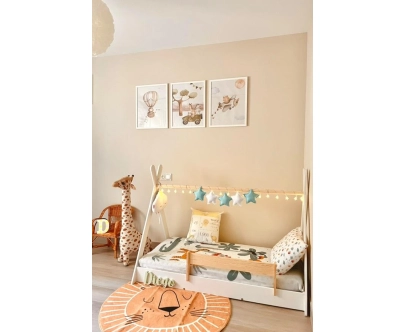 Łóżko domek podłogowe z barierką i stelażem TIPI F Montessori Drewniane