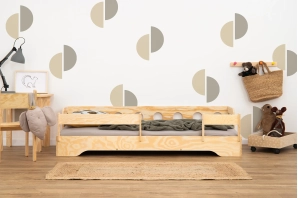 Łóżko pojedyncze dla dzieci z barierką i stelażem sofa TILA 5S Montessori Drewniane
