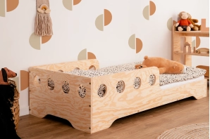 Łóżko pojedyncze dla dzieci z barierką i stelażem TILA 6C Montessori Drewniane