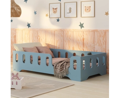 Łóżko pojedyncze dla dzieci z barierką i stelażem TILA 2 Montessori Drewniane