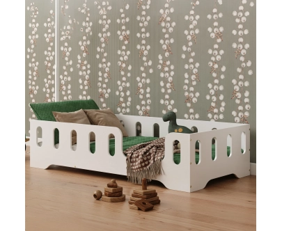 Łóżko pojedyncze dla dzieci z barierką i stelażem TILA 2 Montessori Drewniane