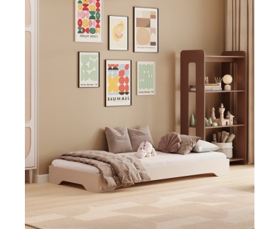 Łóżko pojedyncze dla dzieci podłogowe ze stelażem TILA 7 Montessori Drewniane