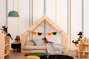 Łóżko domek dla dziecka z niską konstrukcją i stelażem MOON G Montessori Drewniane