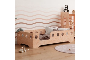 Łóżko pojedyncze dla dzieci z barierką i stelażem TILA 4 Montessori Drewniane