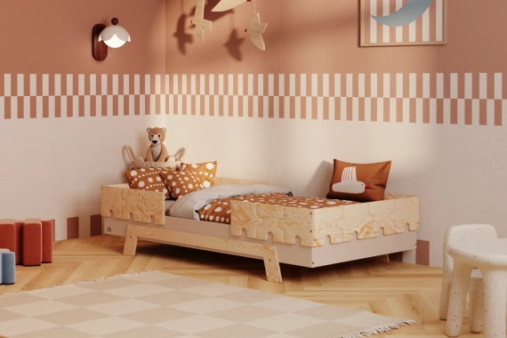 Łóżko pojedyncze dla dzieci z barierkami i stelażem PUZZLE BR2 Montessori Drewniane