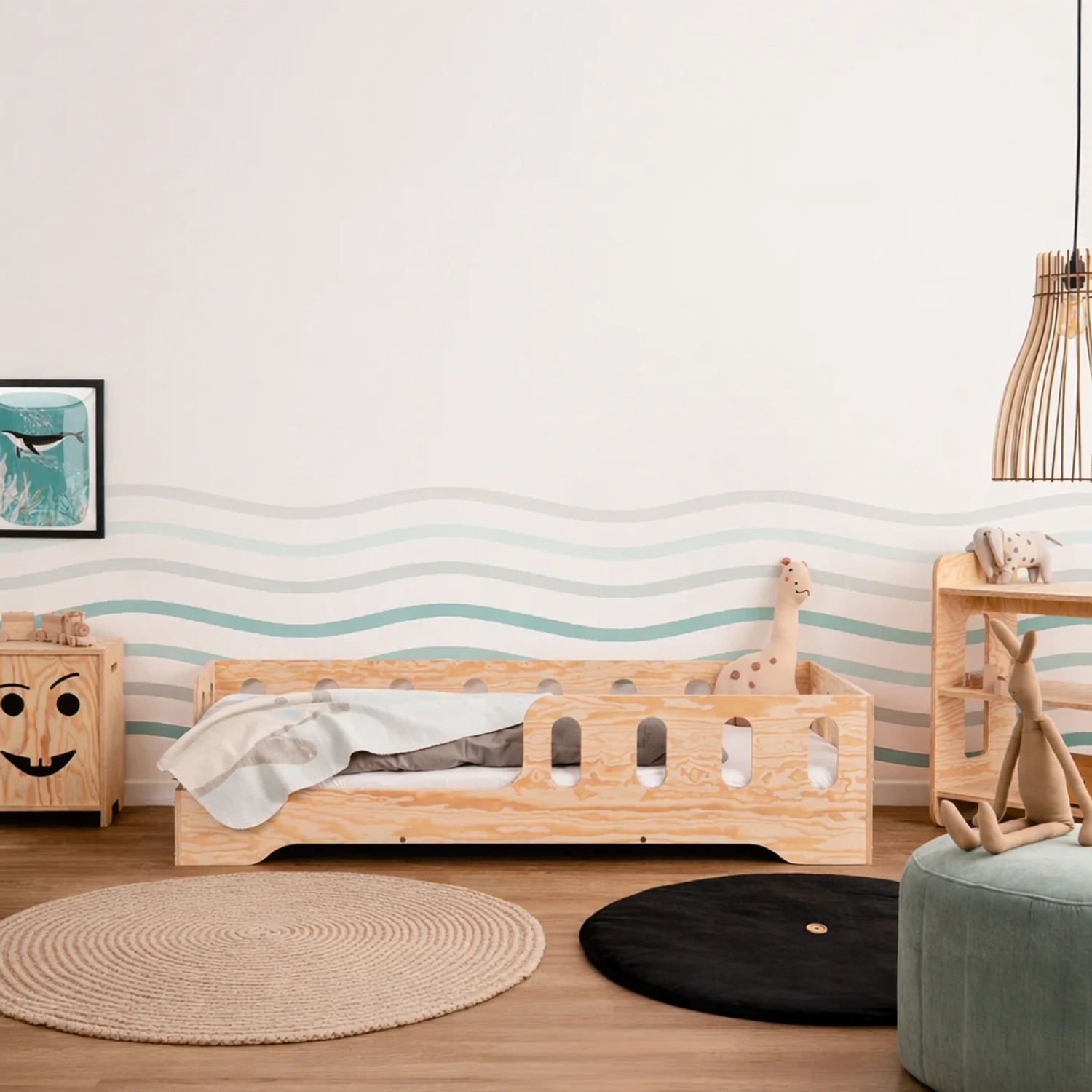 Łóżko pojedyncze dla dzieci z barierką i stelażem TILA 1 Montessori Drewniane,  80x160 - Naturalny | Smartwood